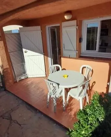 Διαμέρισμα Superbe Appartement Vue Mer Golf De Saint Tropez *
